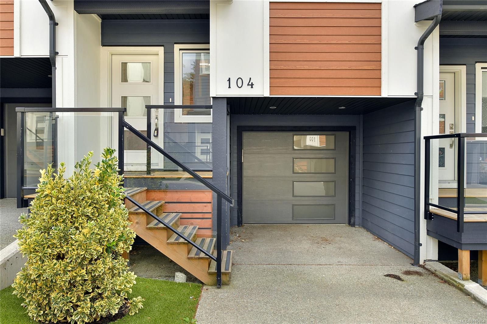 104-3429 Happy Valley Rd, Langford, BC