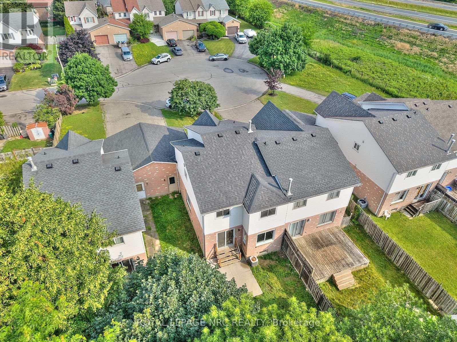 14 Buss Court, Thorold (Confederation Heights), ON - Outdoor With View