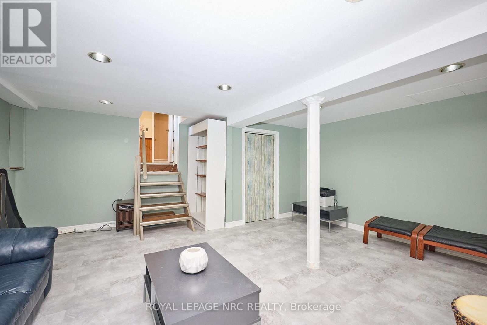 81 Riverview Boulevard, St. Catharines (Glendale/Glenridge), ON - Indoor