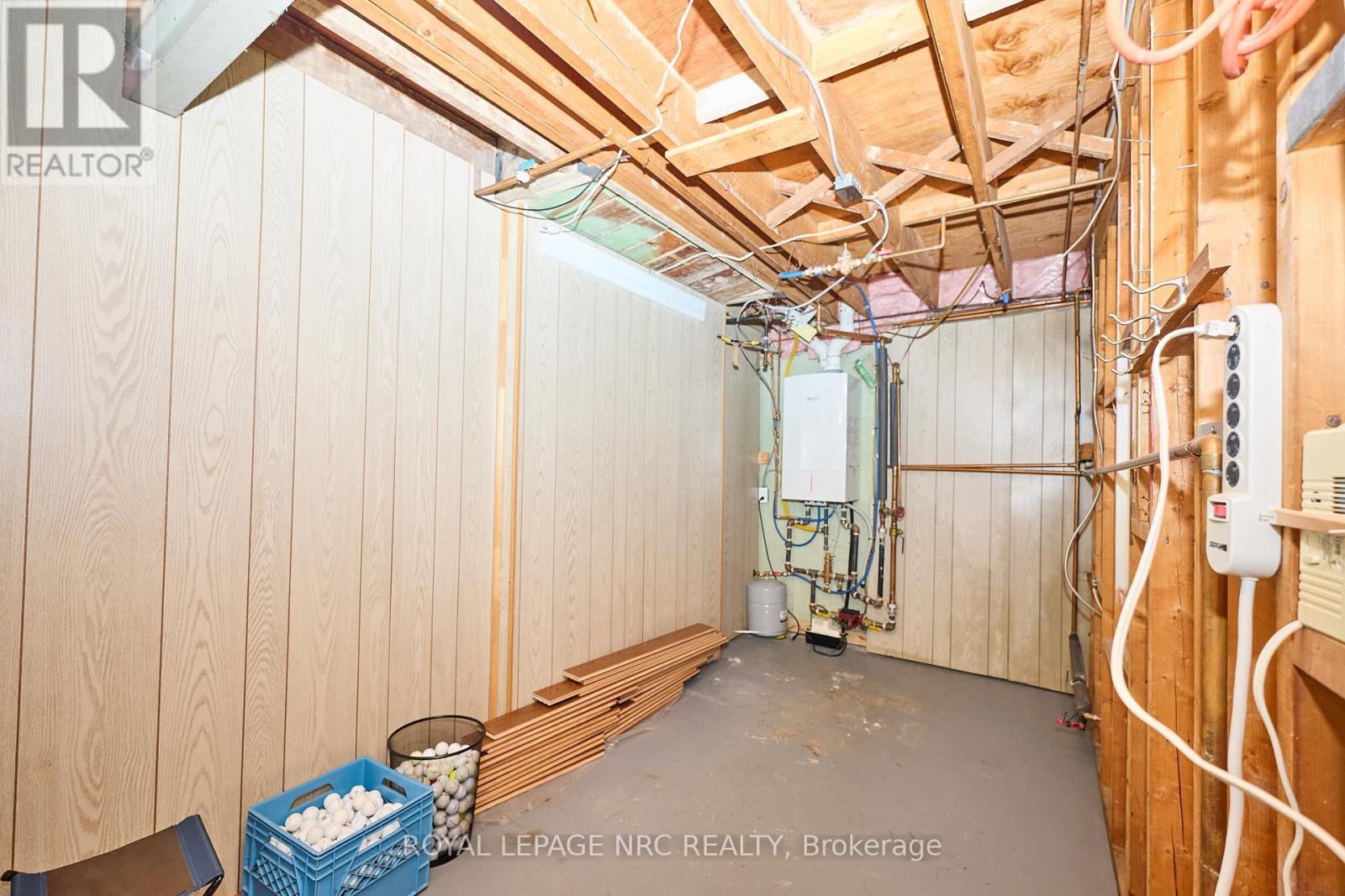 81 Riverview Boulevard, St. Catharines (Glendale/Glenridge), ON - Indoor