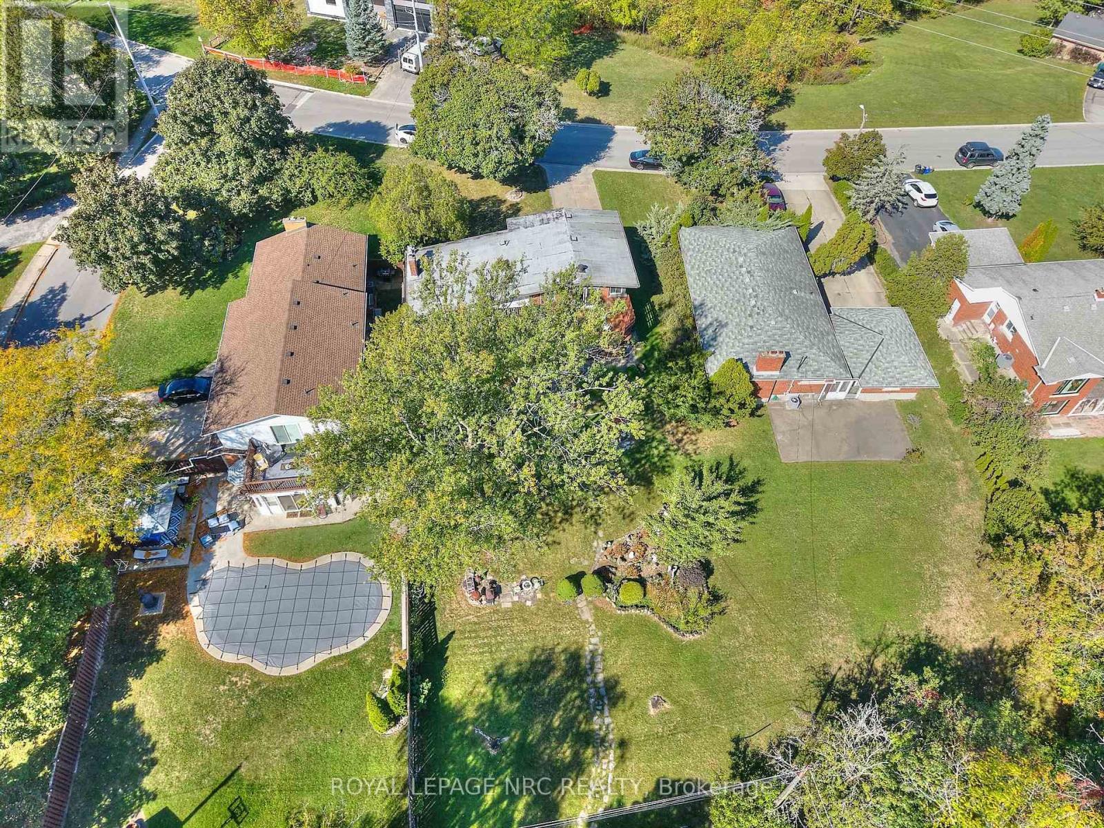 81 Riverview Boulevard, St. Catharines (Glendale/Glenridge), ON - Outdoor With View