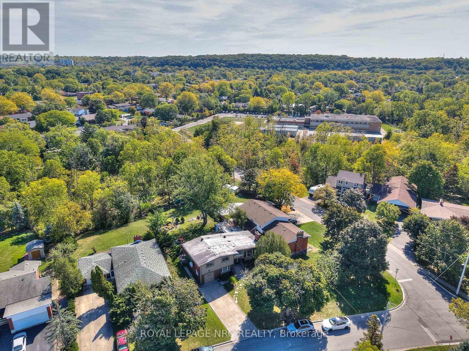 81 Riverview Boulevard, St. Catharines (Glendale/Glenridge), ON - Outdoor With View