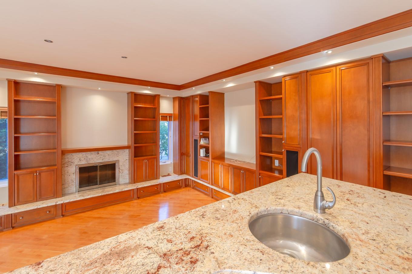 Kitchen - 8890 Crois. Roussin, Brossard, QC - Indoor Photo Showing Kitchen With Fireplace