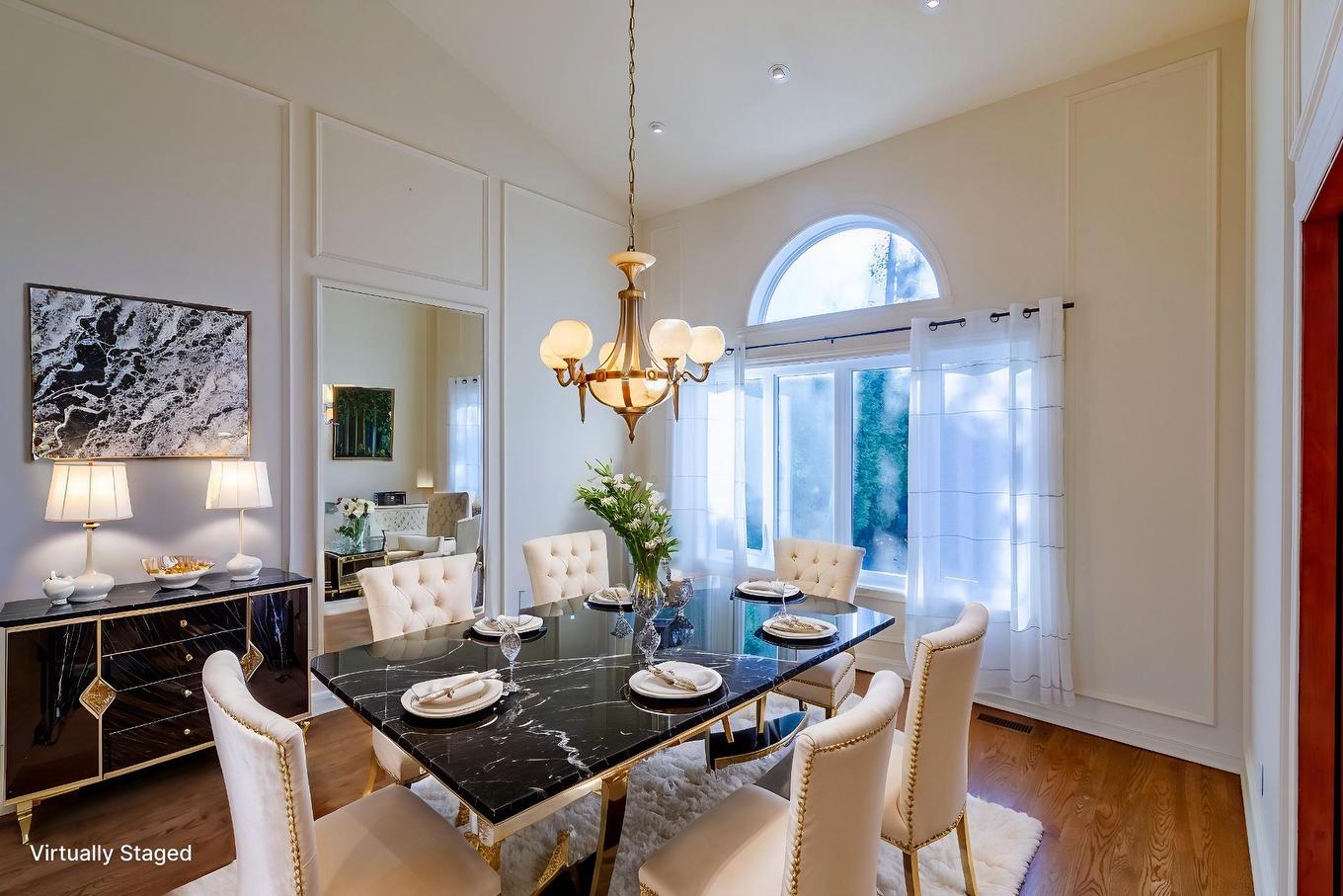 Dining room - 8890 Crois. Roussin, Brossard, QC - Indoor Photo Showing Dining Room