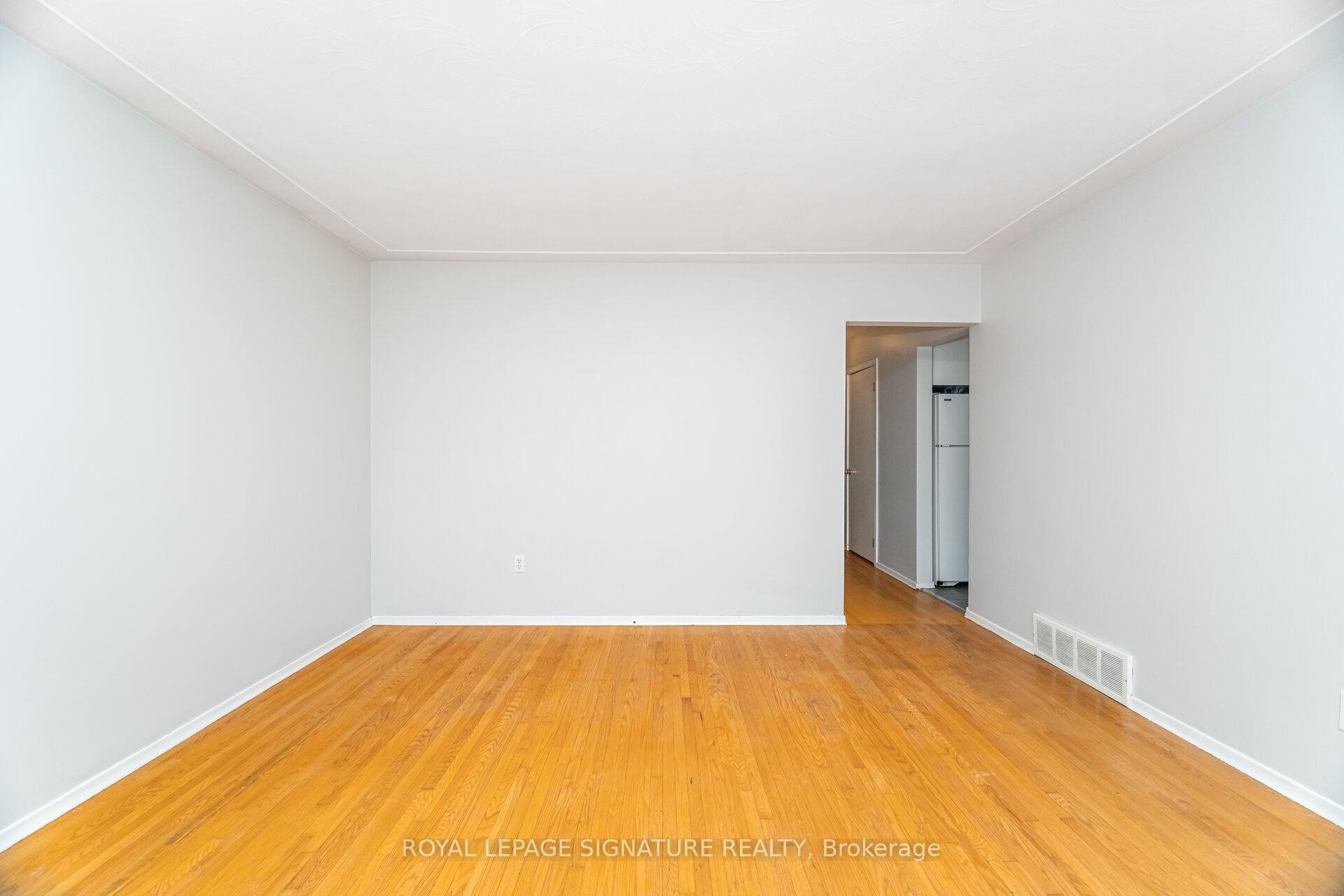 7 Maitland Avenue, Hamilton, ON - Indoor Photo Showing Other Room