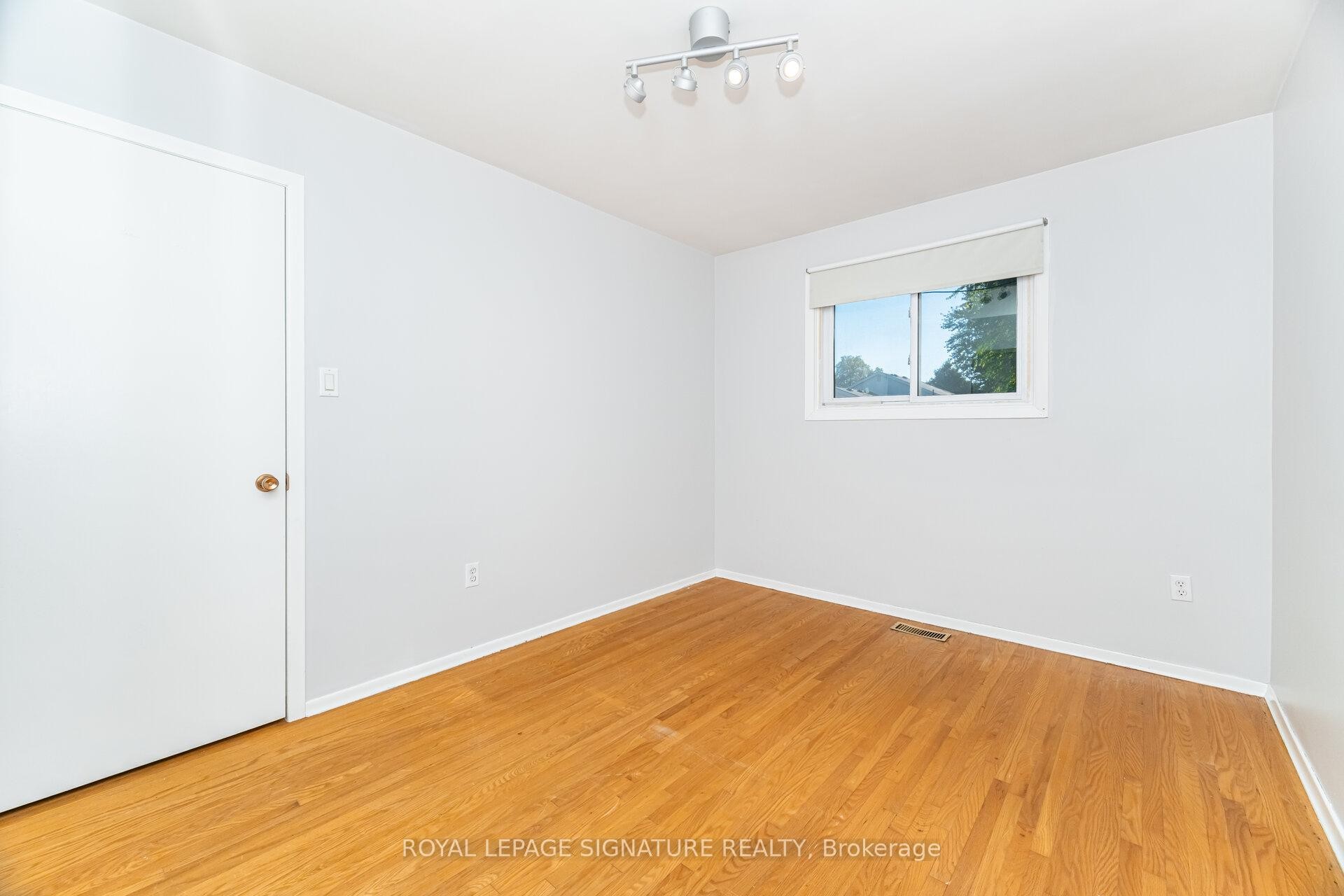 7 Maitland Avenue, Hamilton, ON - Indoor Photo Showing Other Room