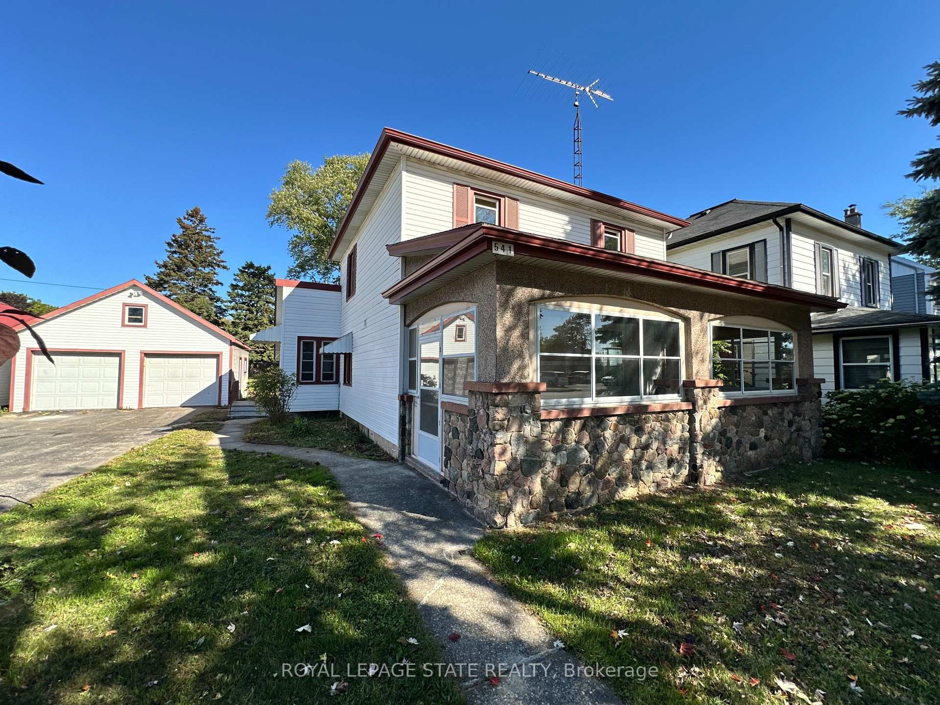 541 Broad Street E, Haldimand, ON - Outdoor