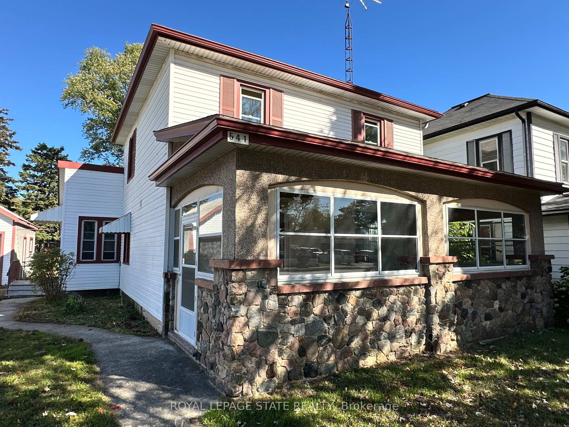 541 Broad Street E, Haldimand, ON - Outdoor