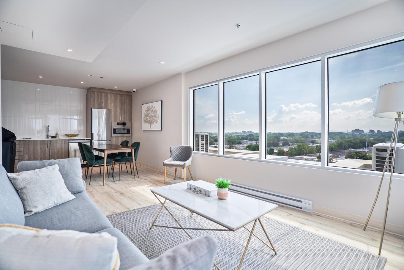 Salle communautaire - 210-7275 Rue D'Abancourt, Montréal (Saint-Léonard), QC - Indoor Photo Showing Living Room