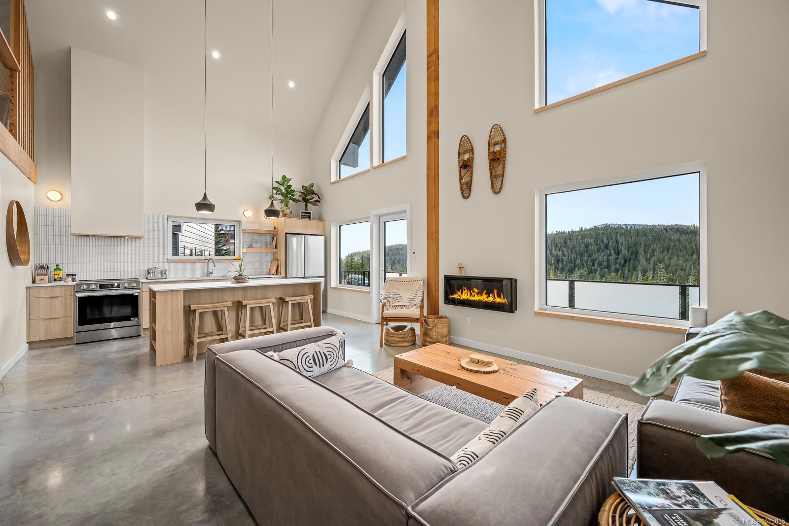 860 Cruikshank Ridge, Courtenay, BC