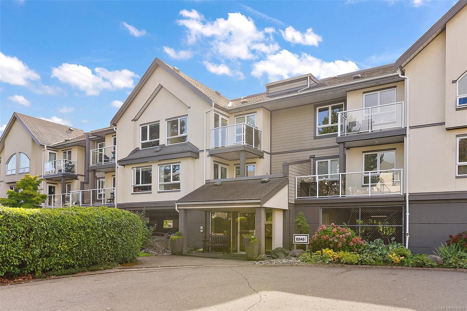 325-2245 James White Blvd, Sidney, BC - Outdoor With Facade
