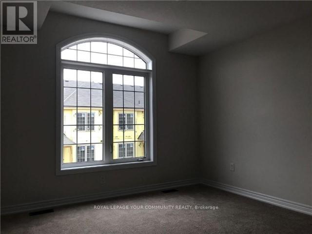 380 Cranbrook Common, Oakville, ON - Indoor Photo Showing Other Room