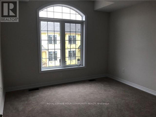 380 Cranbrook Common, Oakville, ON - Indoor Photo Showing Other Room