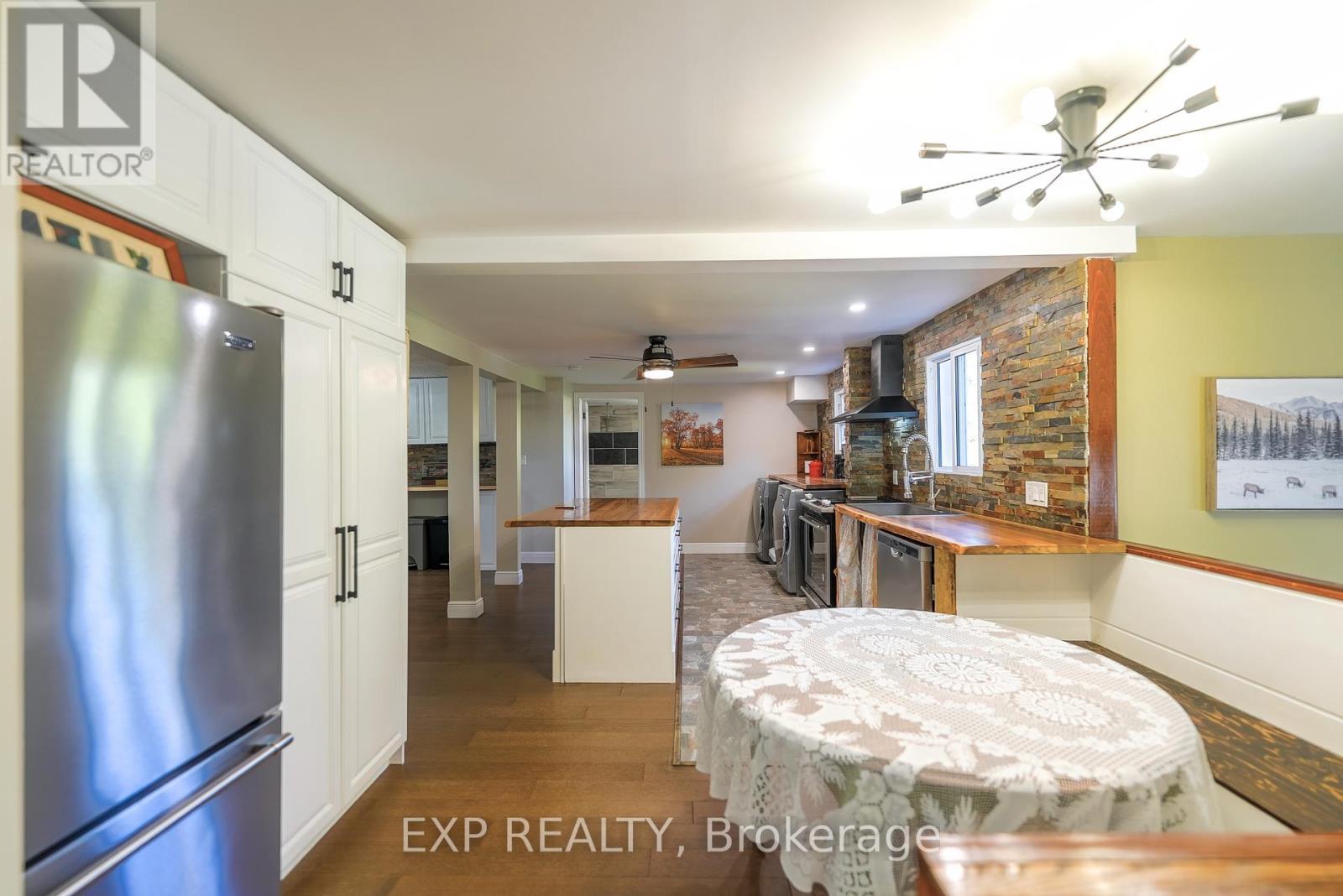 940 Hutchinson Road, Haldimand, ON - Indoor