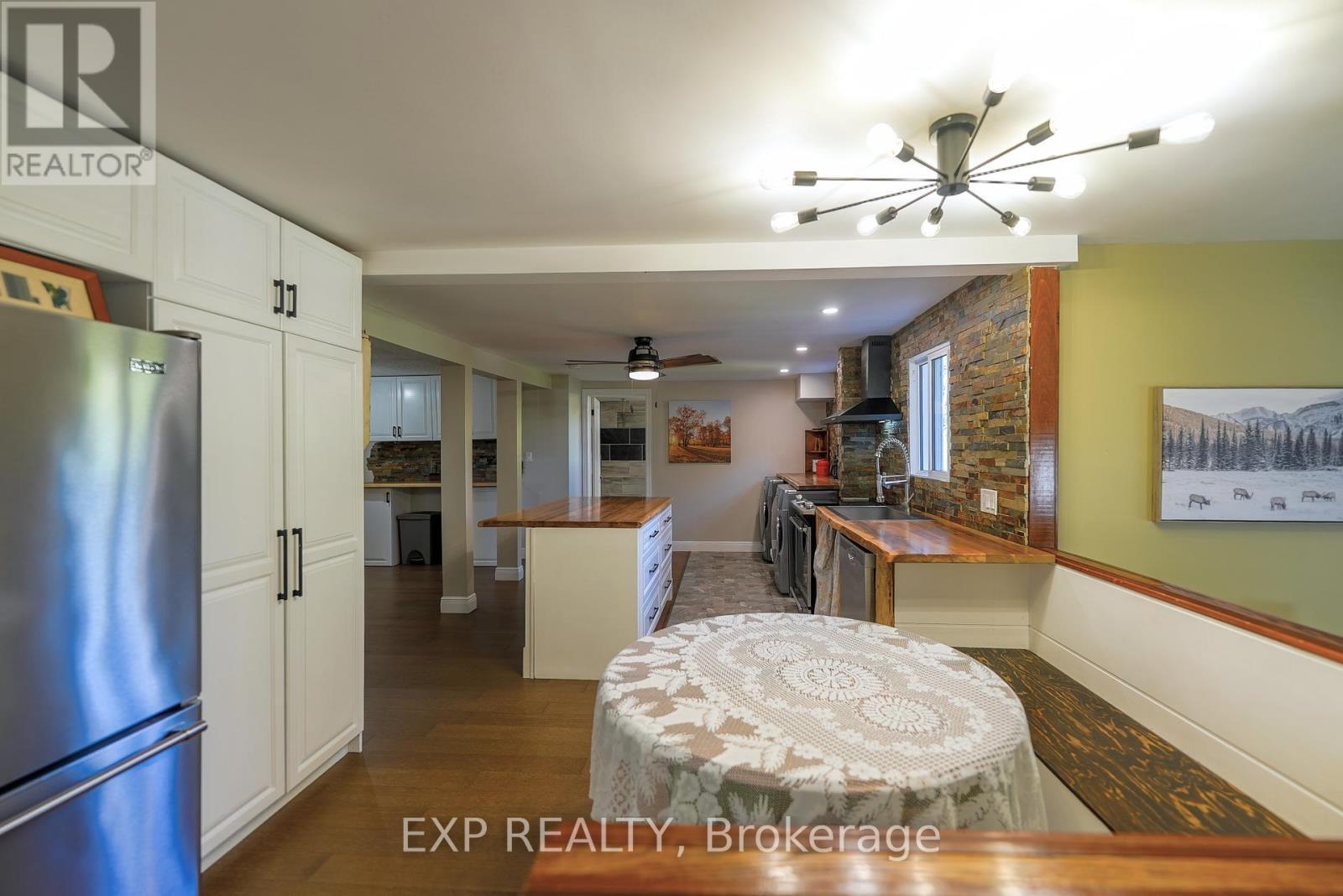 940 Hutchinson Road, Haldimand, ON - Indoor