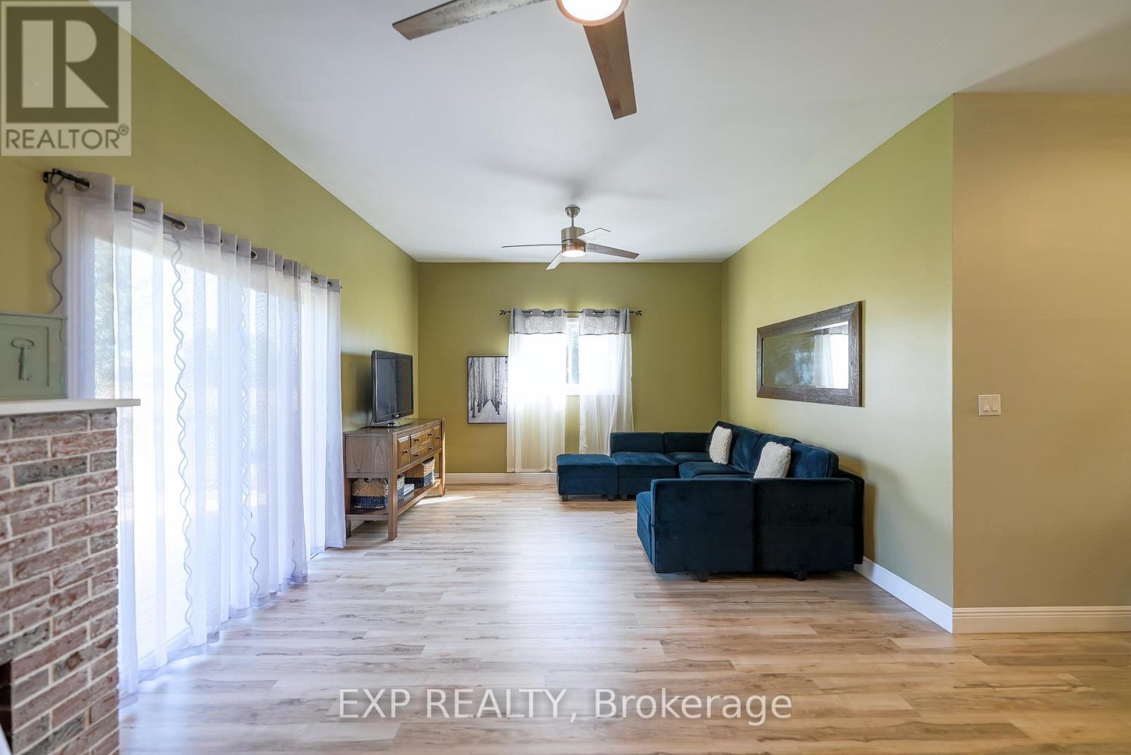 940 Hutchinson Road, Haldimand, ON - Indoor