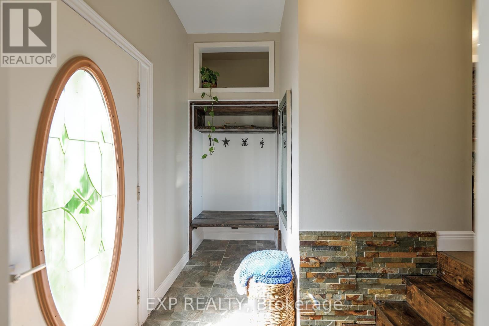 940 Hutchinson Road, Haldimand, ON - Indoor Photo Showing Other Room