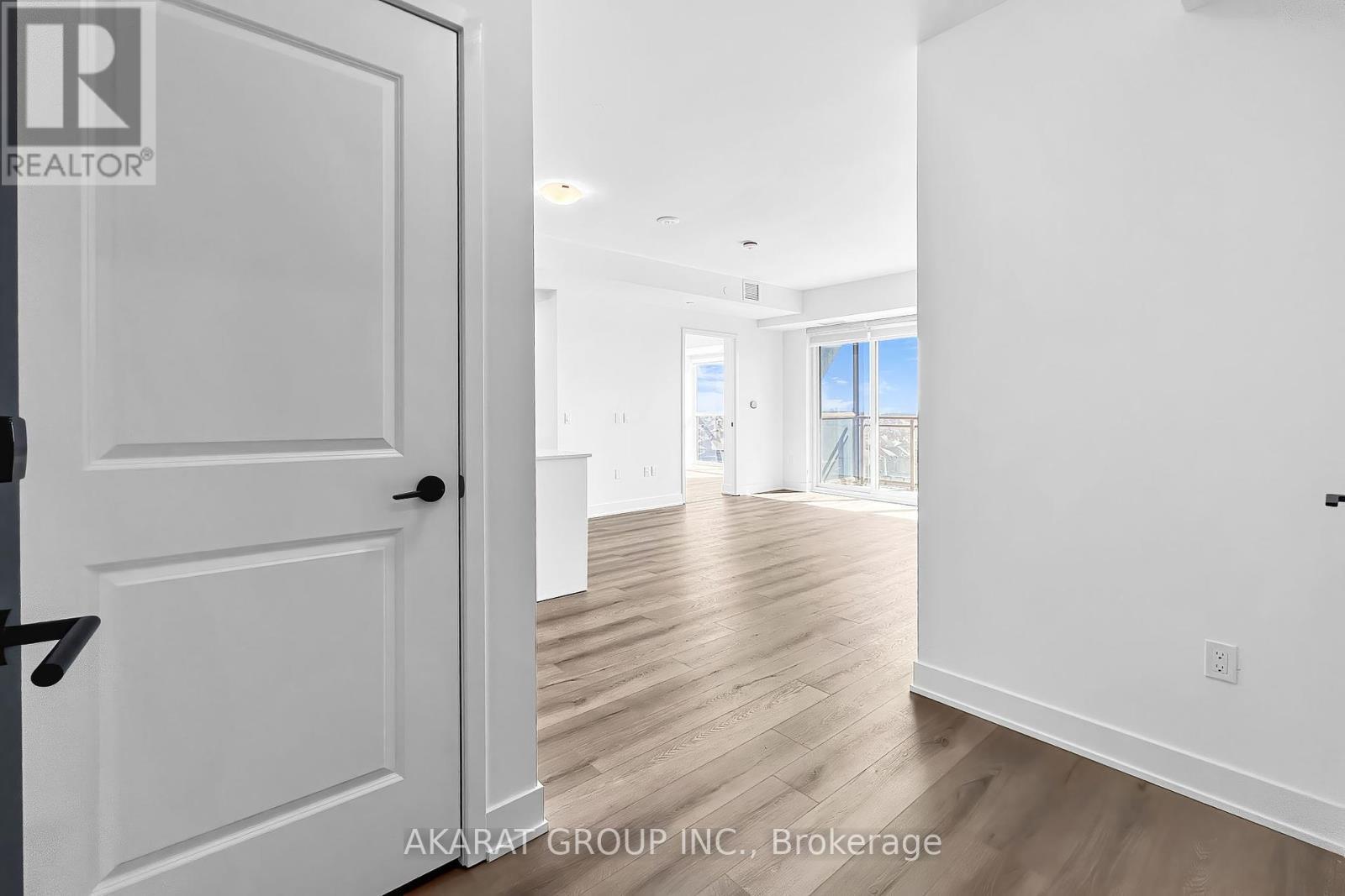 731 - 2343 Khalsa Gate, Oakville, ON - Indoor Photo Showing Other Room