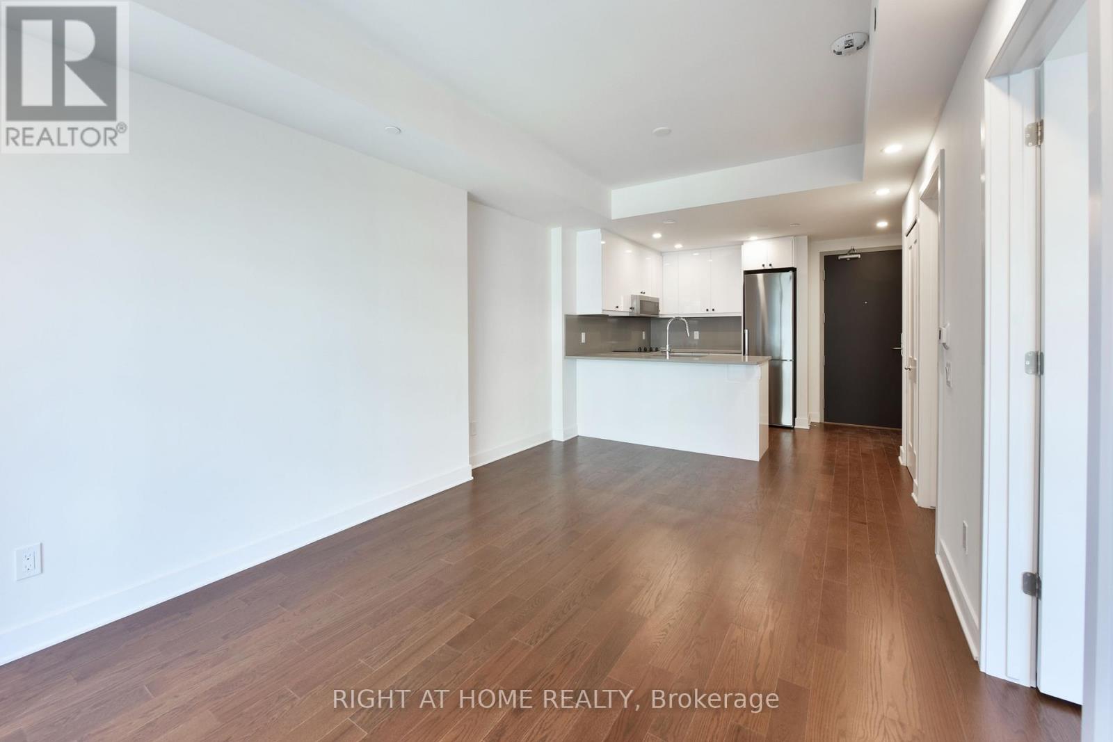 404 - 180 George Street, Ottawa, ON - Indoor Photo Showing Kitchen