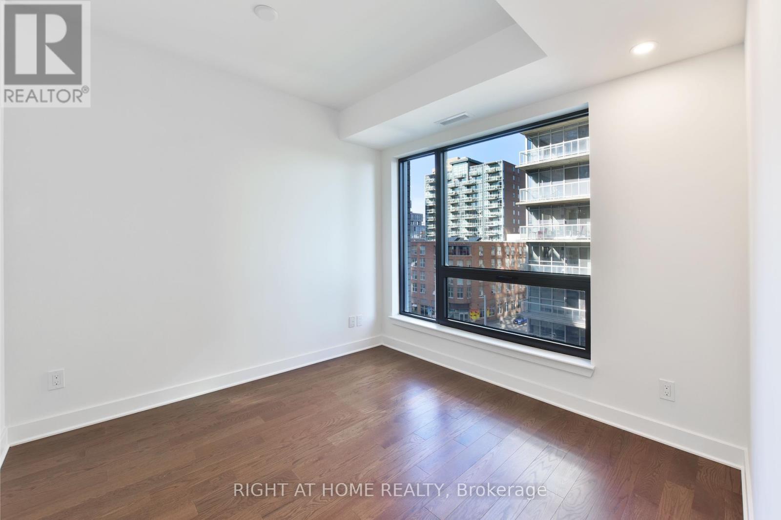 404 - 180 George Street, Ottawa, ON - Indoor Photo Showing Other Room