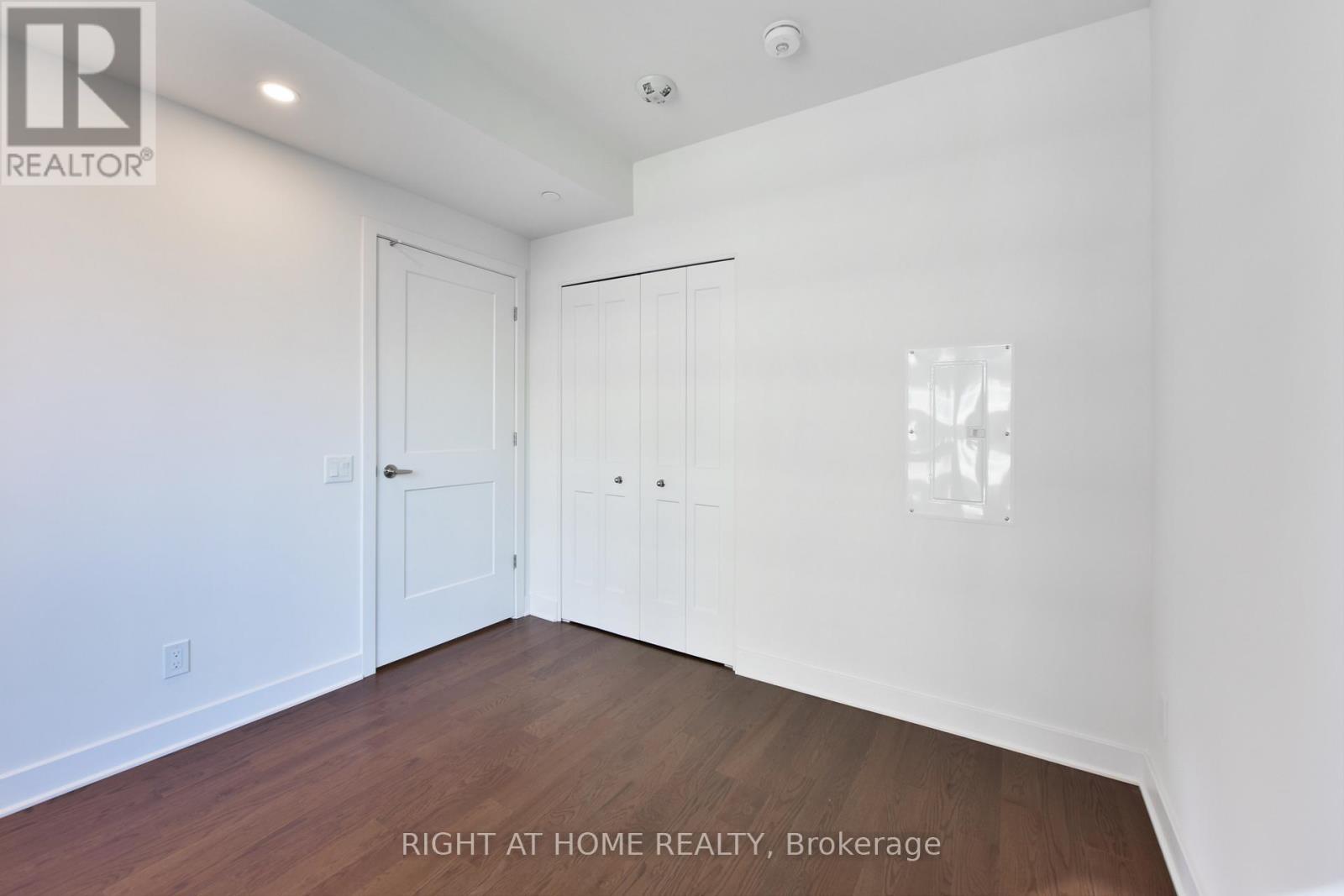 404 - 180 George Street, Ottawa, ON - Indoor Photo Showing Other Room