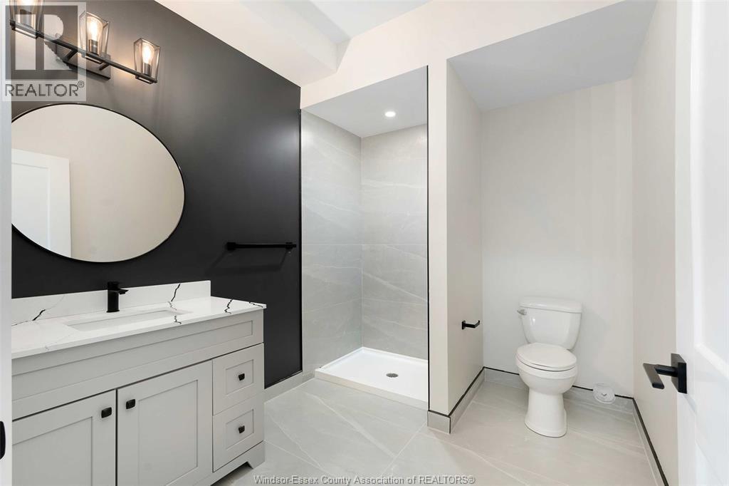 755 Grand Marais Unit# 101, Windsor, ON - Indoor Photo Showing Bathroom