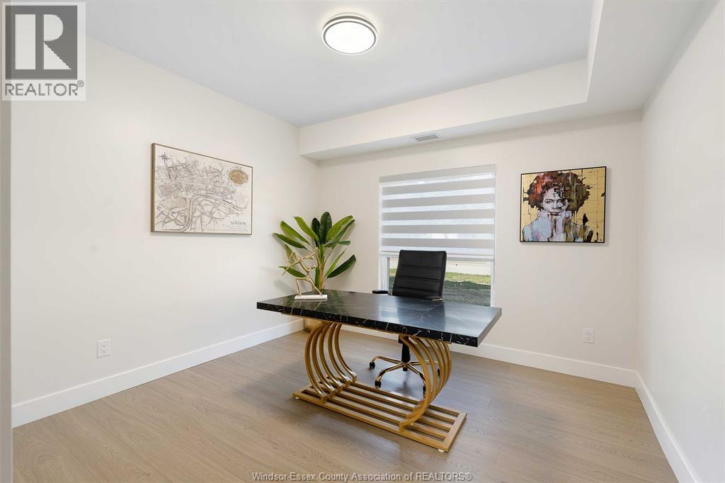 755 Grand Marais Unit# 101, Windsor, ON - Indoor Photo Showing Office