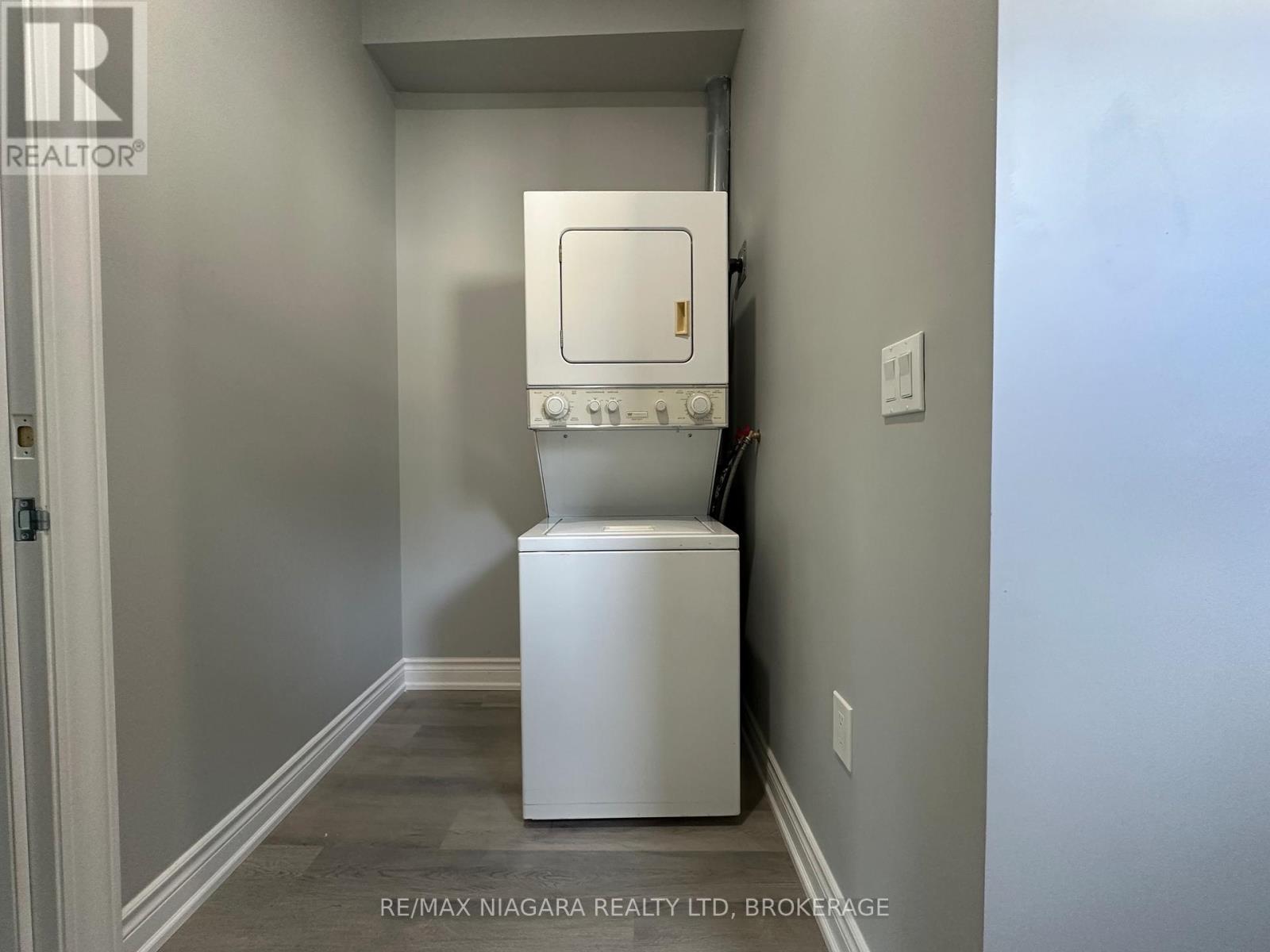 Unit B - 27 Water Street, St. Catharines (Downtown), ON