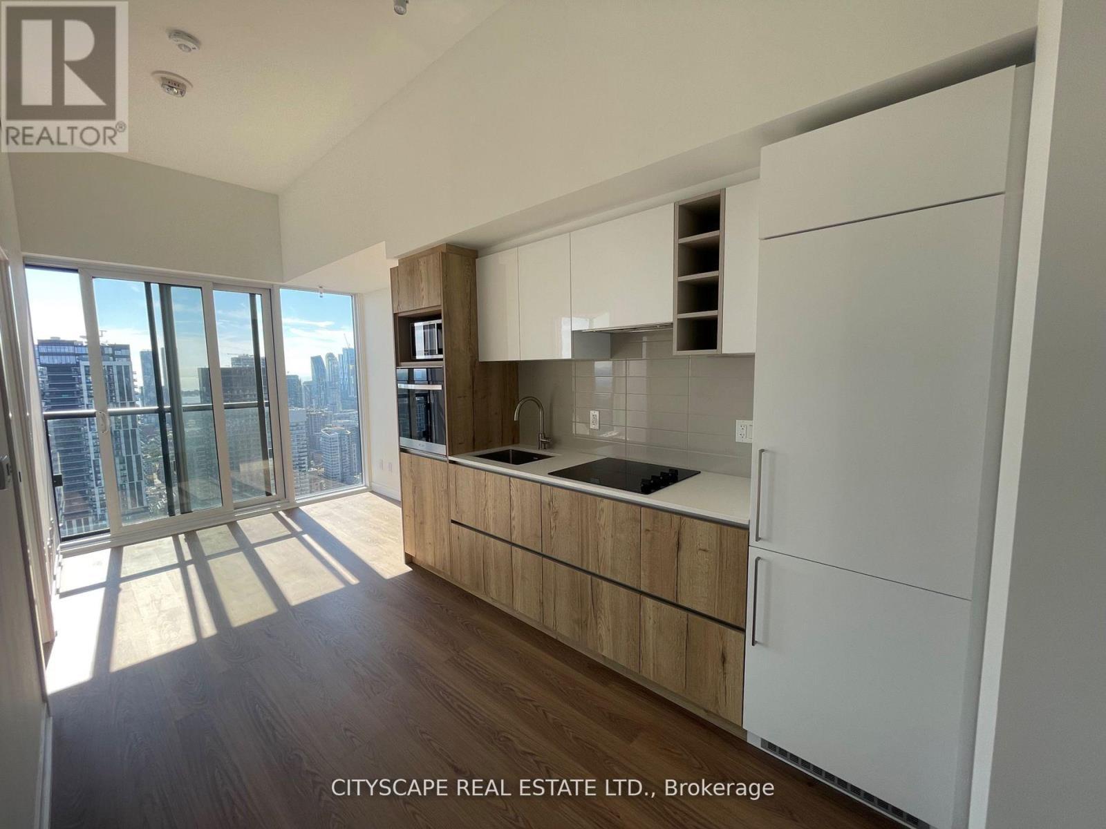 Ph 16 - 319 Jarvis Street, Toronto, ON - Indoor Photo Showing Kitchen
