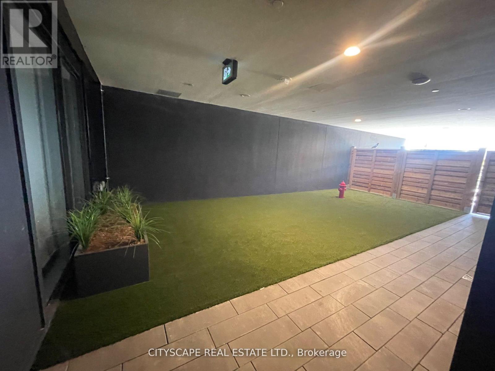 Ph 16 - 319 Jarvis Street, Toronto, ON - Photo Showing Other Room