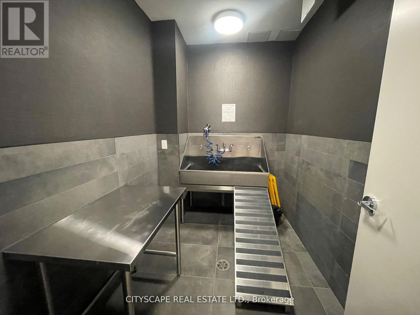 Ph 16 - 319 Jarvis Street, Toronto, ON - Indoor Photo Showing Other Room