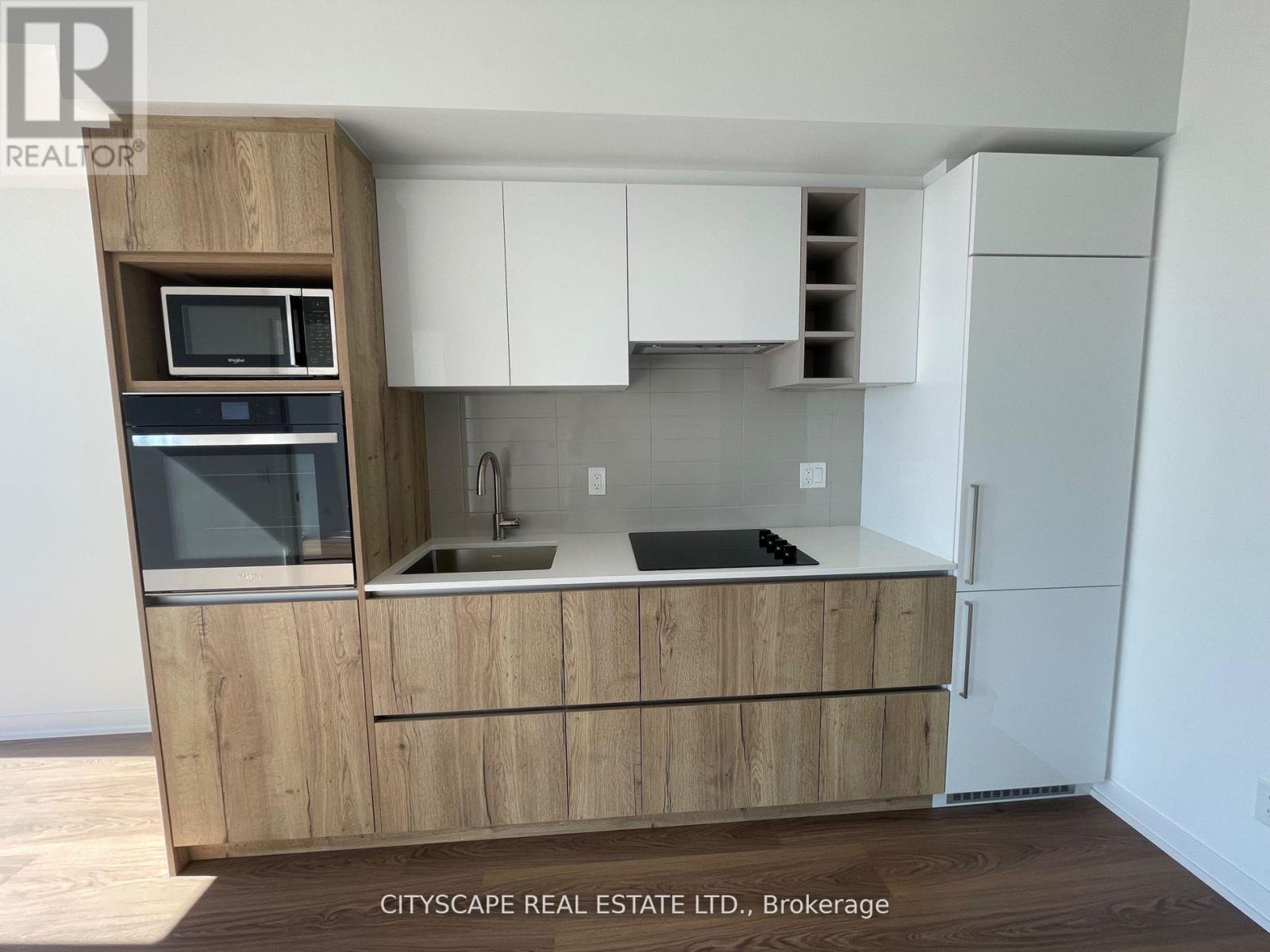 Ph 16 - 319 Jarvis Street, Toronto, ON - Indoor Photo Showing Kitchen