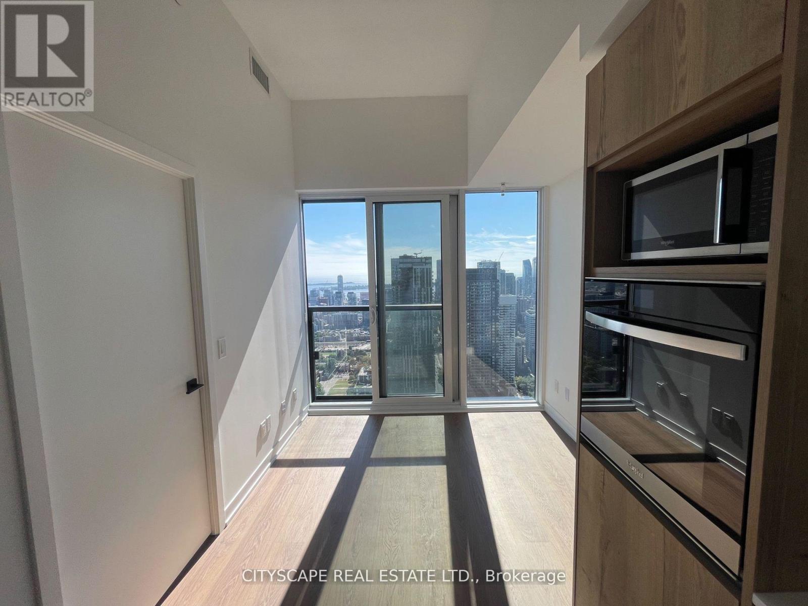 Ph 16 - 319 Jarvis Street, Toronto, ON - Indoor