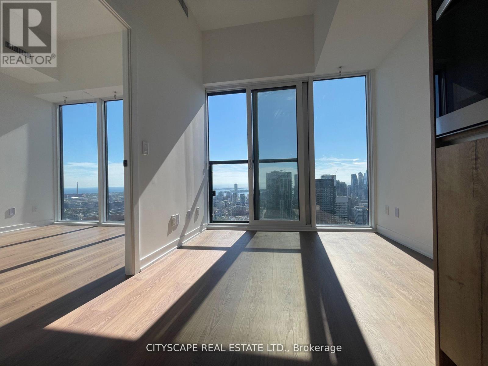 Ph 16 - 319 Jarvis Street, Toronto, ON - Indoor Photo Showing Other Room