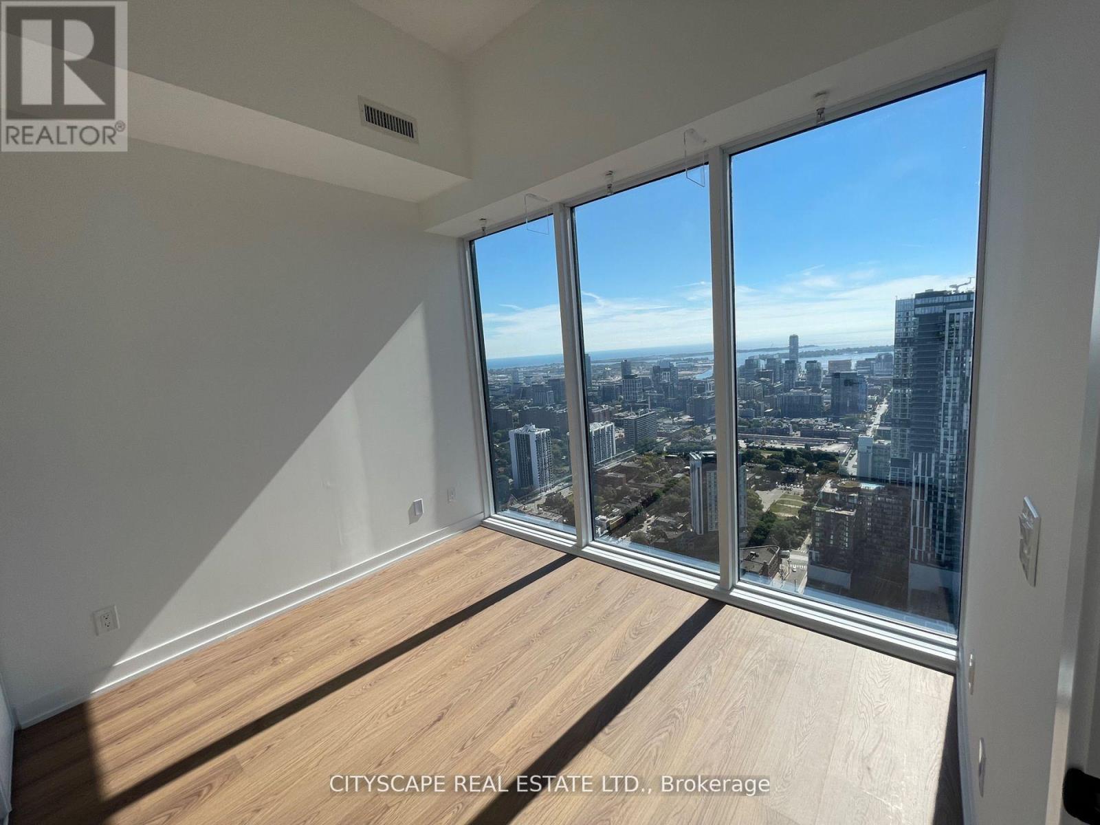 Ph 16 - 319 Jarvis Street, Toronto, ON - Indoor Photo Showing Other Room