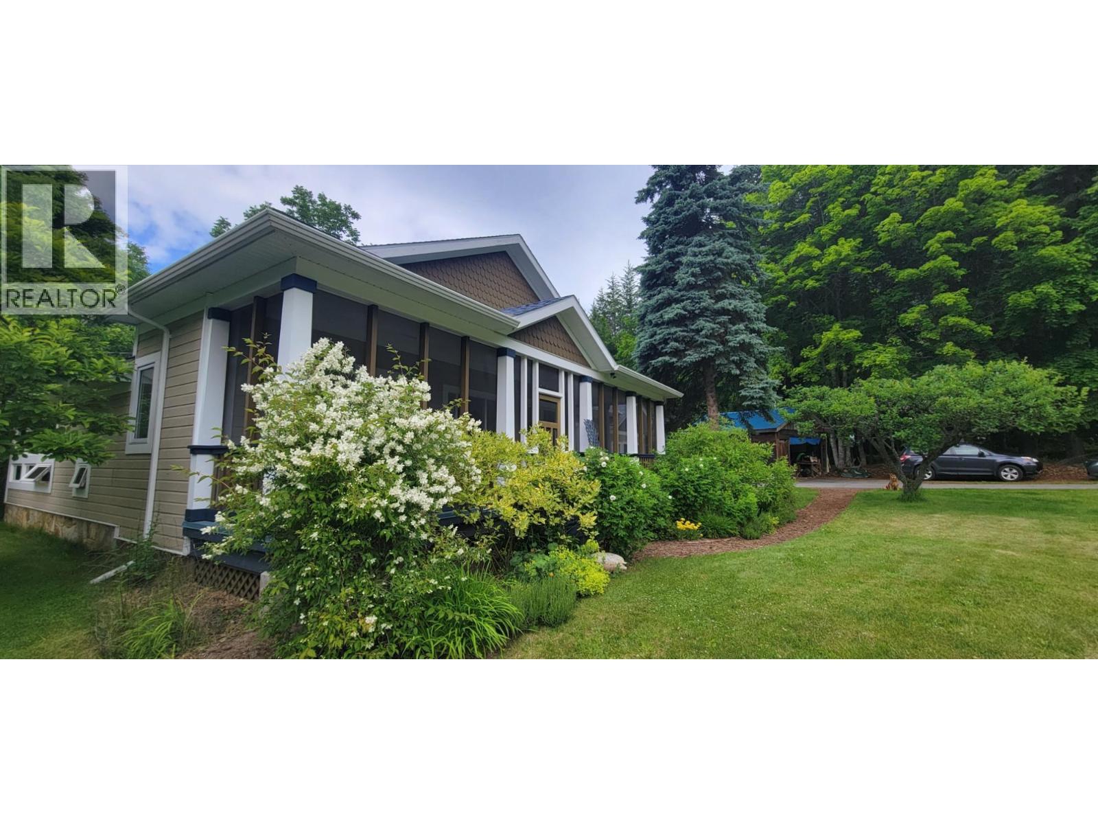 1305 Denver Siding Road, New Denver, BC - Outdoor