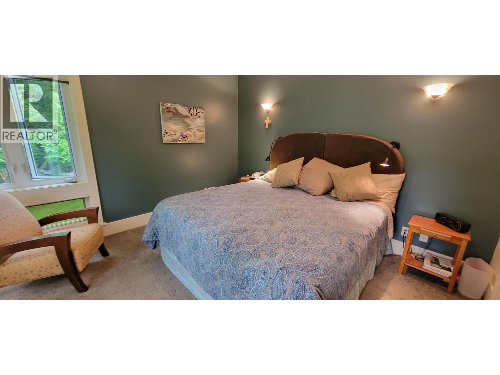 1305 Denver Siding Road, New Denver, BC - Indoor Photo Showing Bedroom