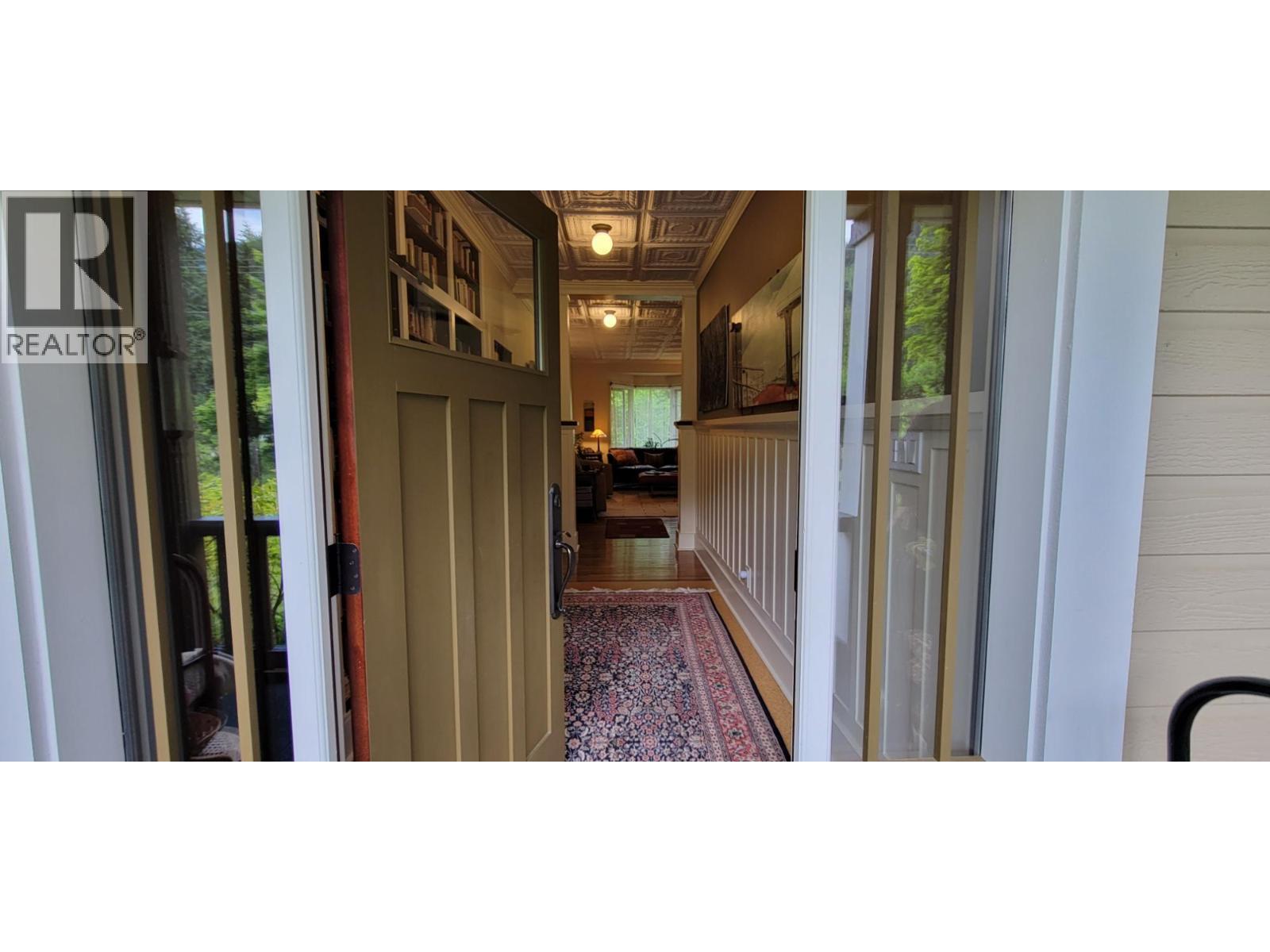 1305 Denver Siding Road, New Denver, BC - With Exterior