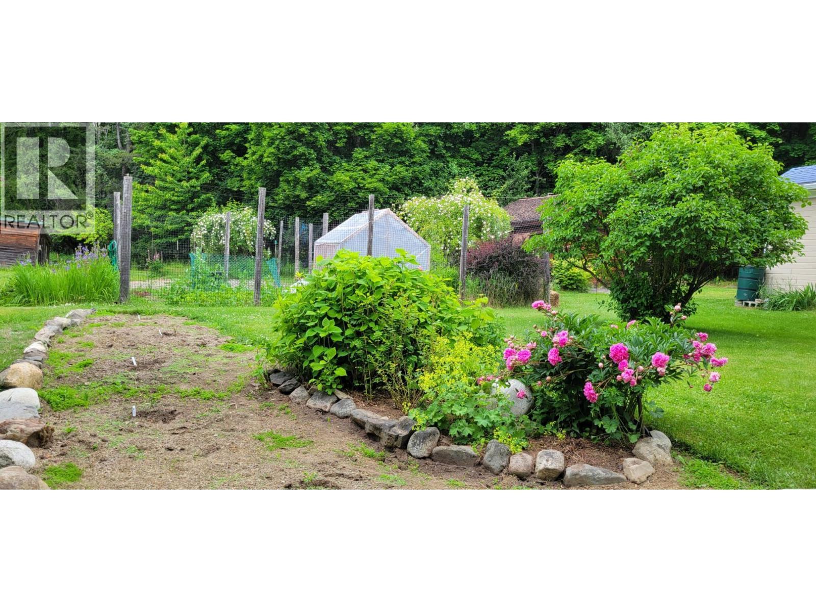 1305 Denver Siding Road, New Denver, BC - Outdoor