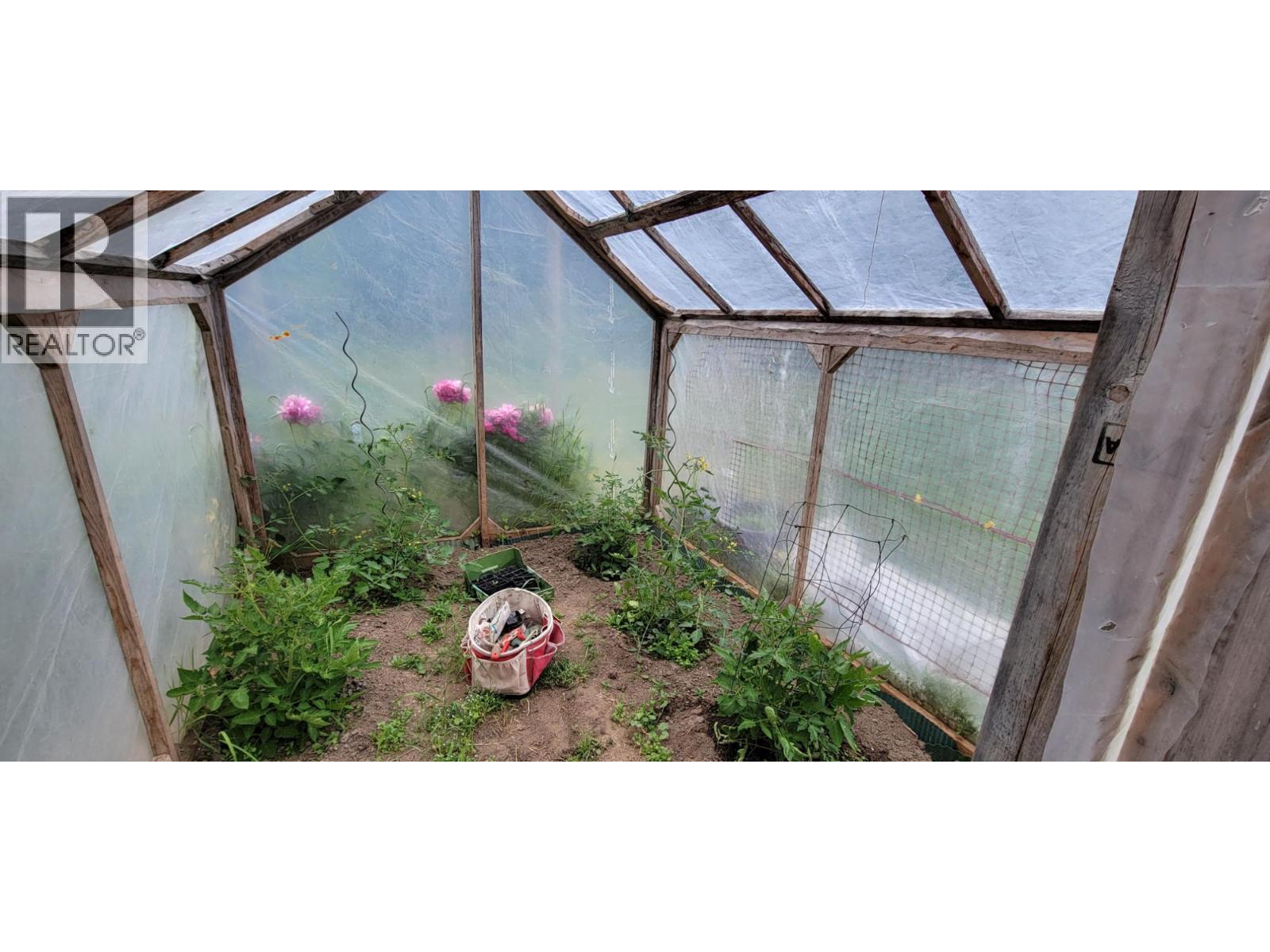 1305 Denver Siding Road, New Denver, BC -