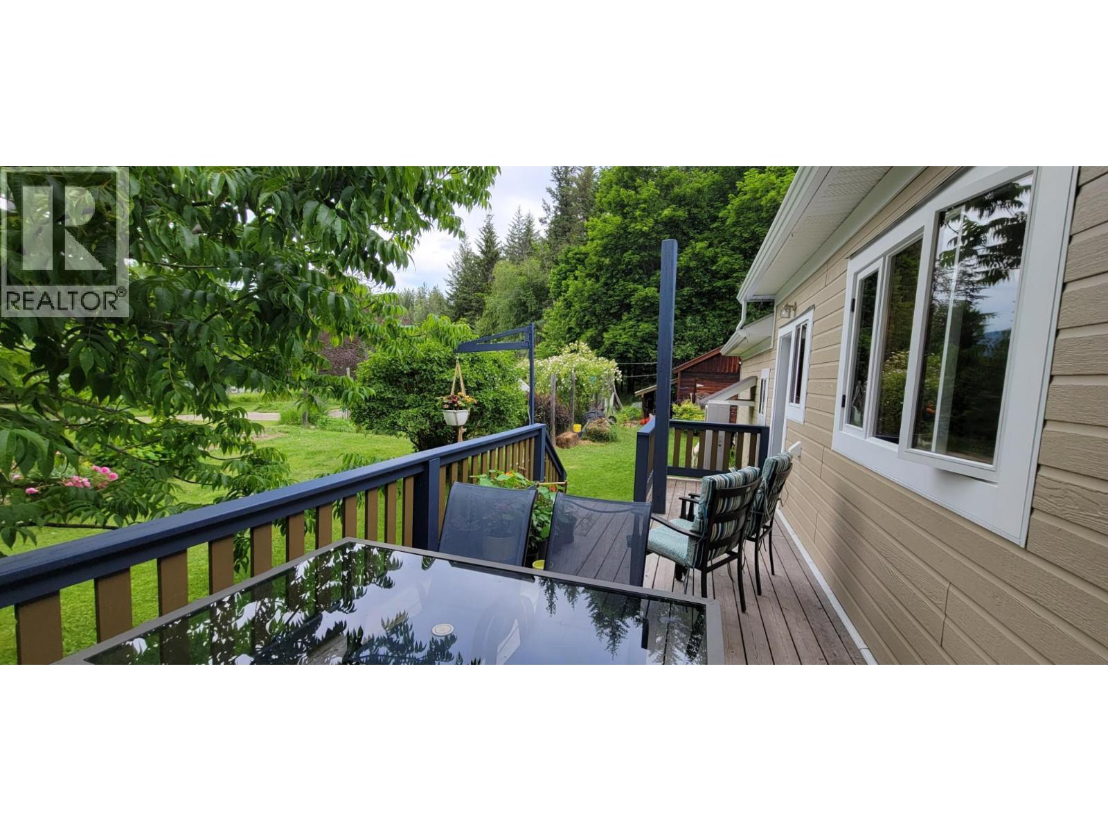 1305 Denver Siding Road, New Denver, BC - Outdoor With Deck Patio Veranda With Exterior