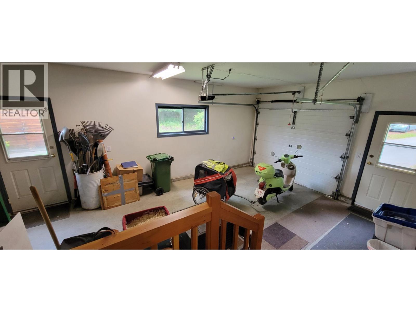 1305 Denver Siding Road, New Denver, BC - Indoor Photo Showing Garage