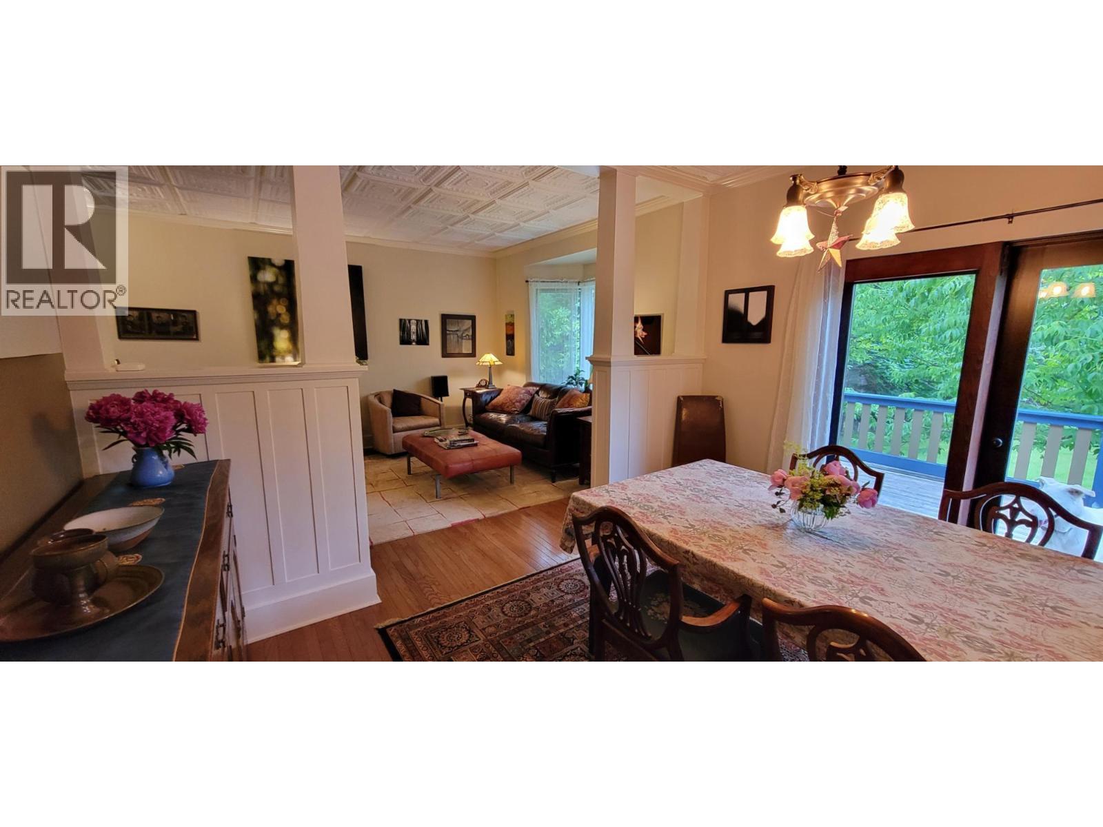 1305 Denver Siding Road, New Denver, BC - Indoor Photo Showing Dining Room