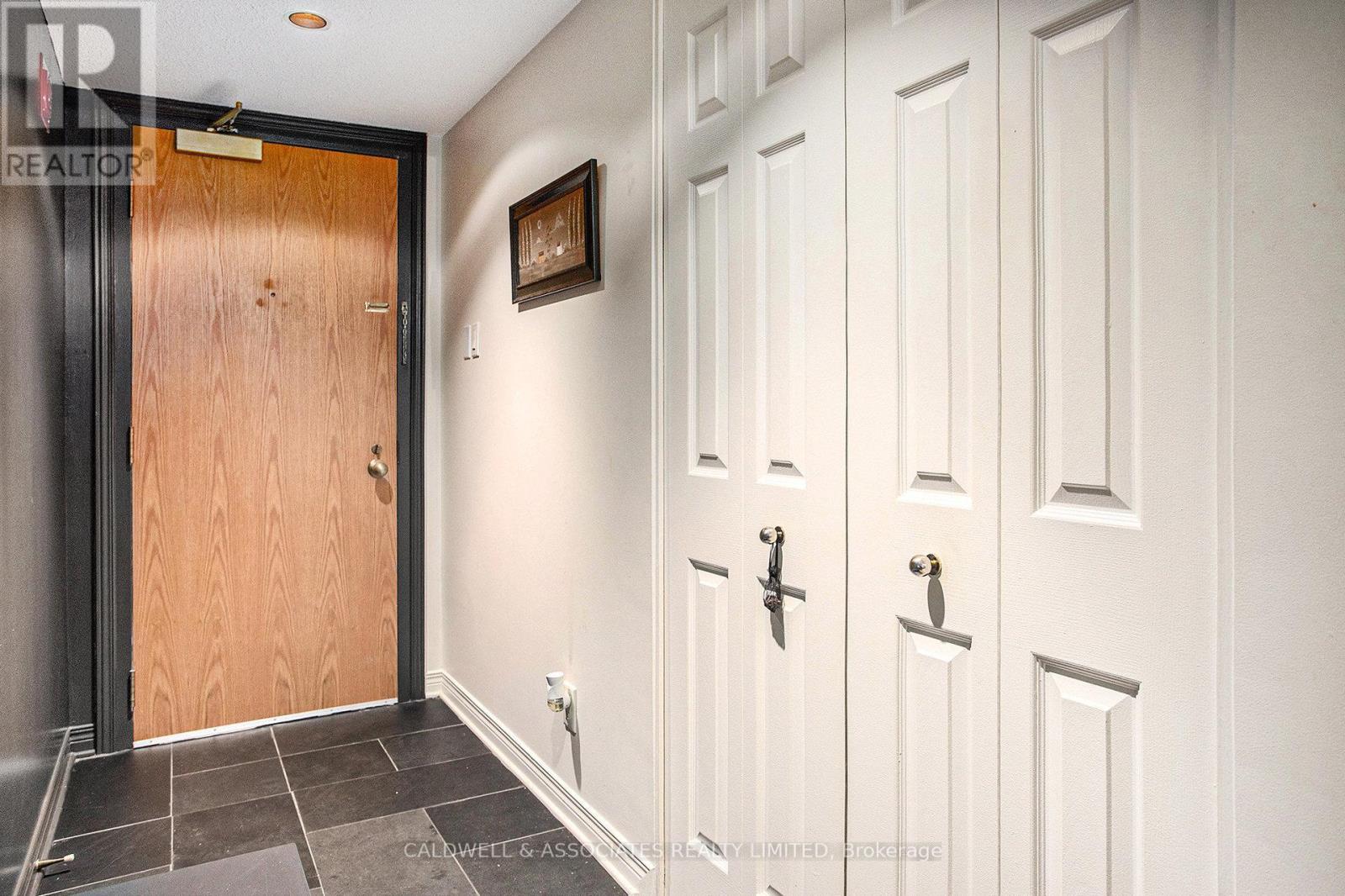 104 - 15 Murray Street, Ottawa, ON - Indoor Photo Showing Other Room