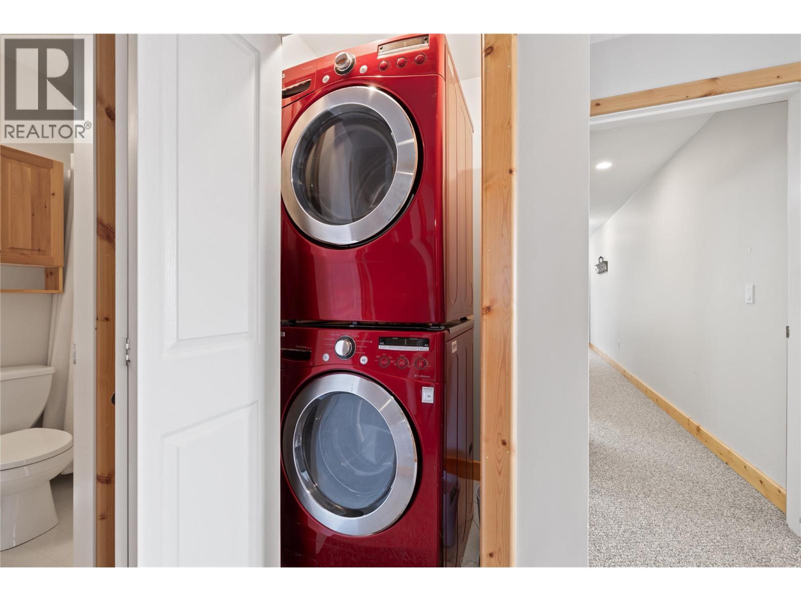 5946 Snow Pines Crescent Unit# A, Big White, BC - Indoor Photo Showing Laundry Room