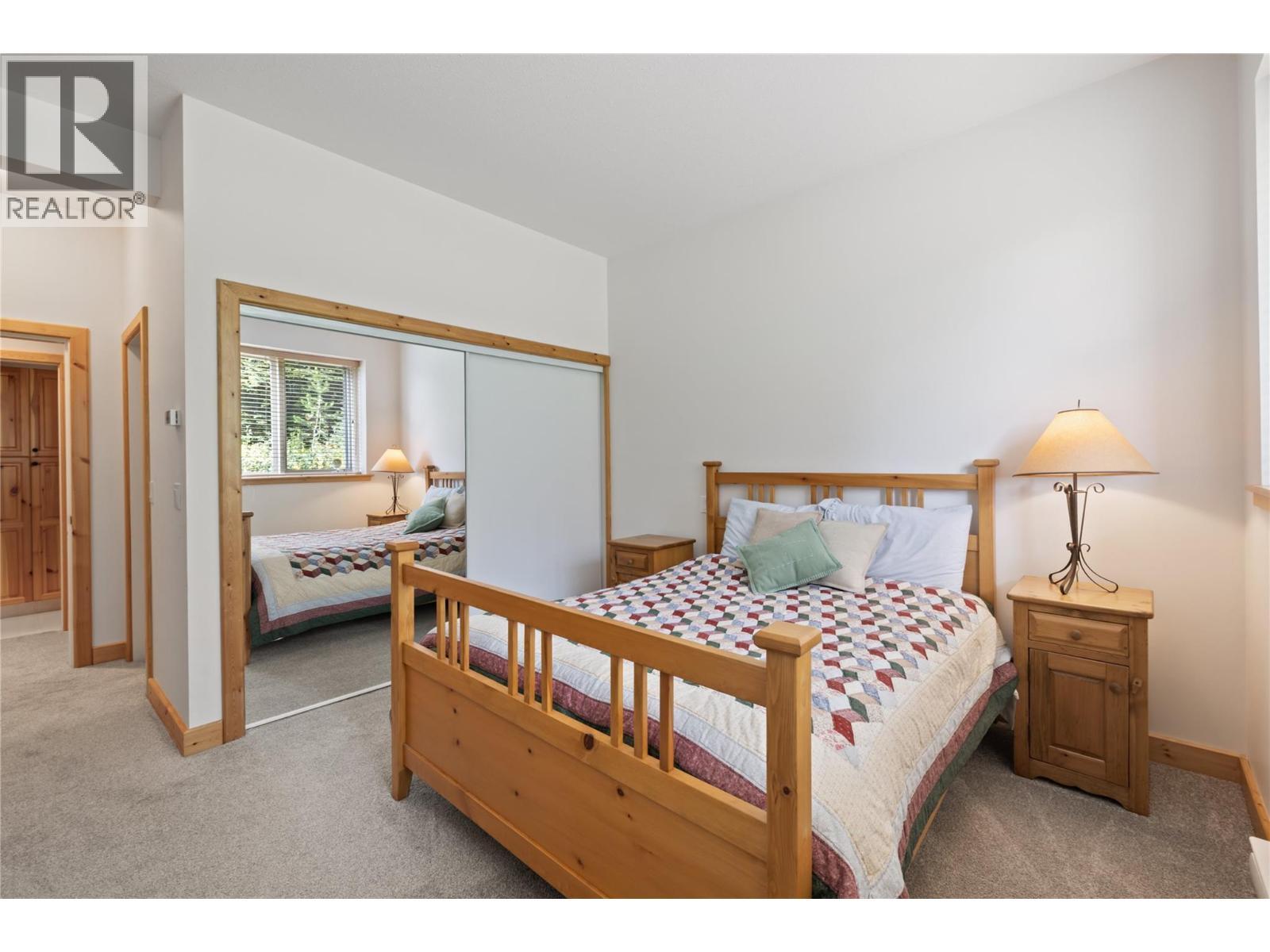 5946 Snow Pines Crescent Unit# A, Big White, BC - Indoor Photo Showing Bedroom