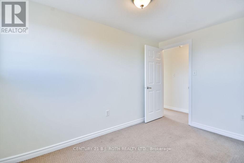 2 - 87 Goodwin Drive, Barrie, ON - Indoor Photo Showing Other Room