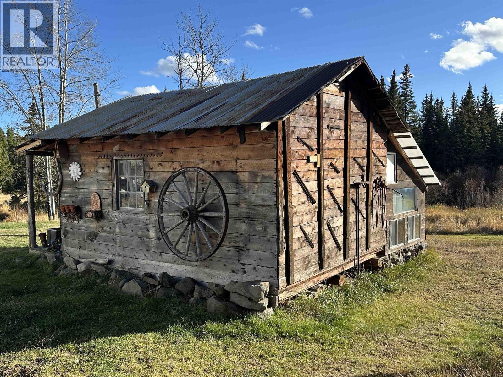 5972 Little Fort 24 Highway, Lone Butte, BC - Outdoor