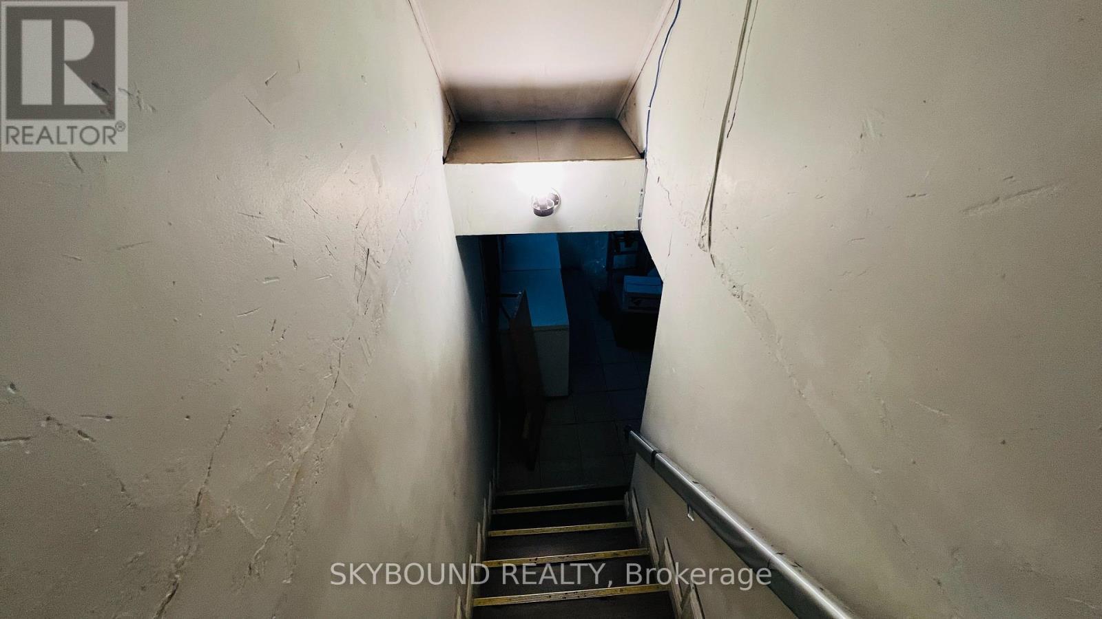 1 - 1772 St Clair Avenue W, Toronto, ON