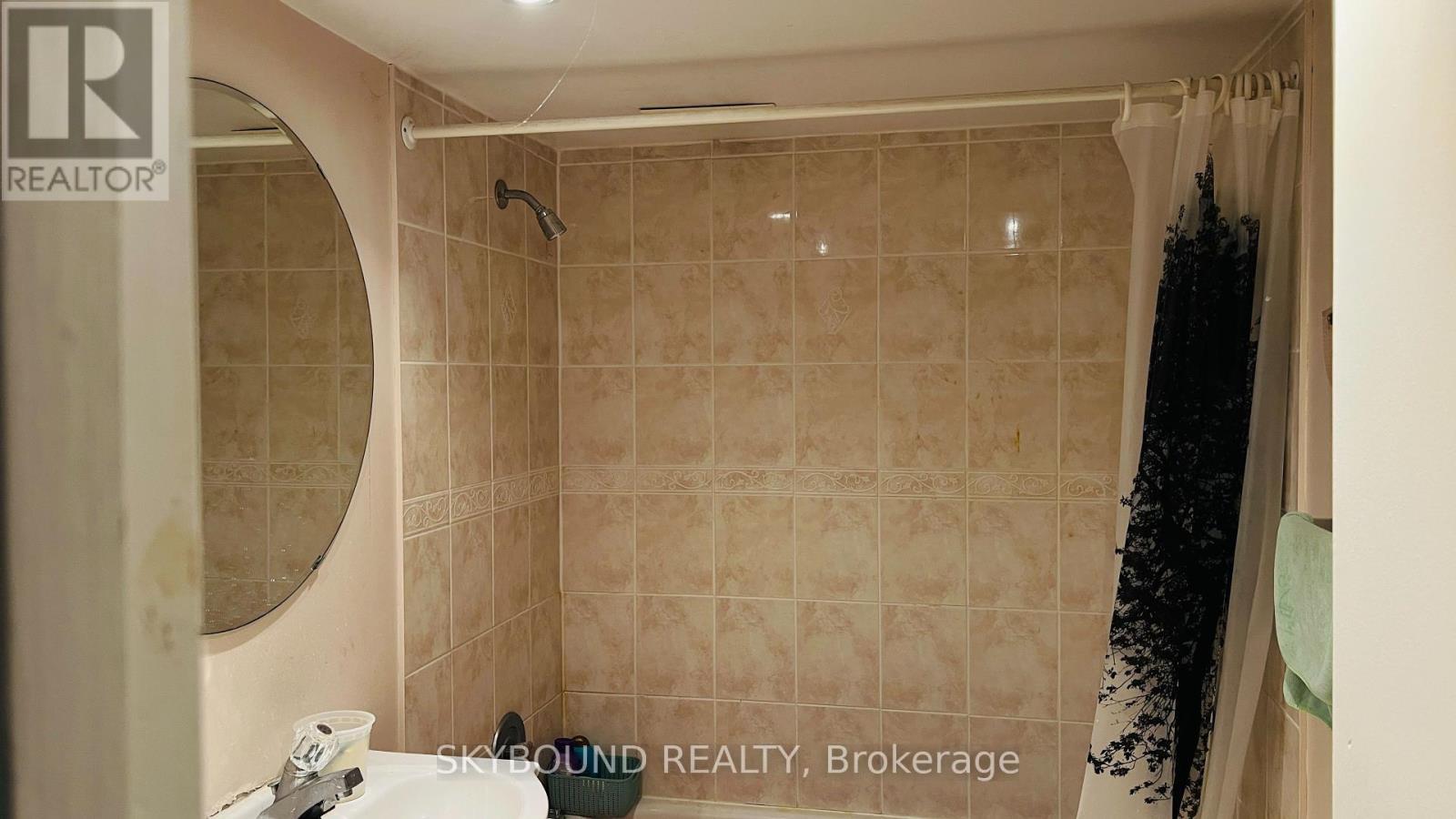 1 - 1772 St Clair Avenue W, Toronto, ON